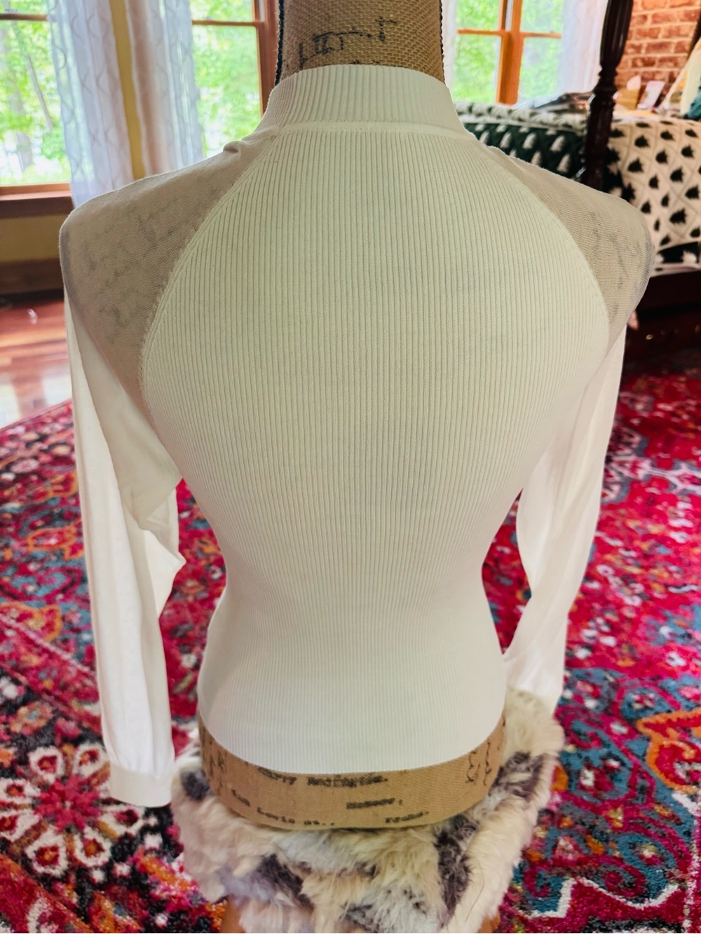 Commense ribbed top with sheer sleeves NWT - Picture 2 of 4